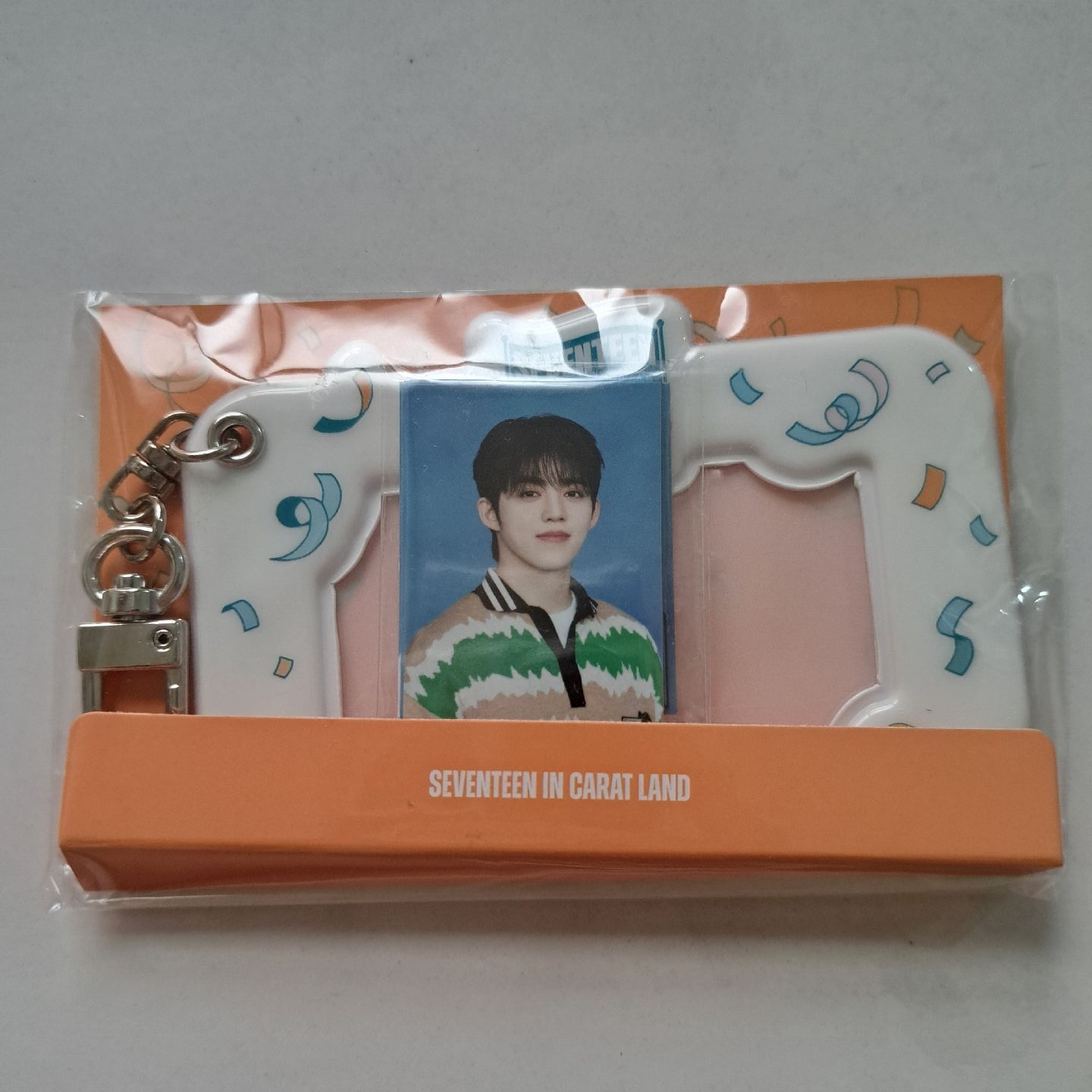 25克拉島證件照