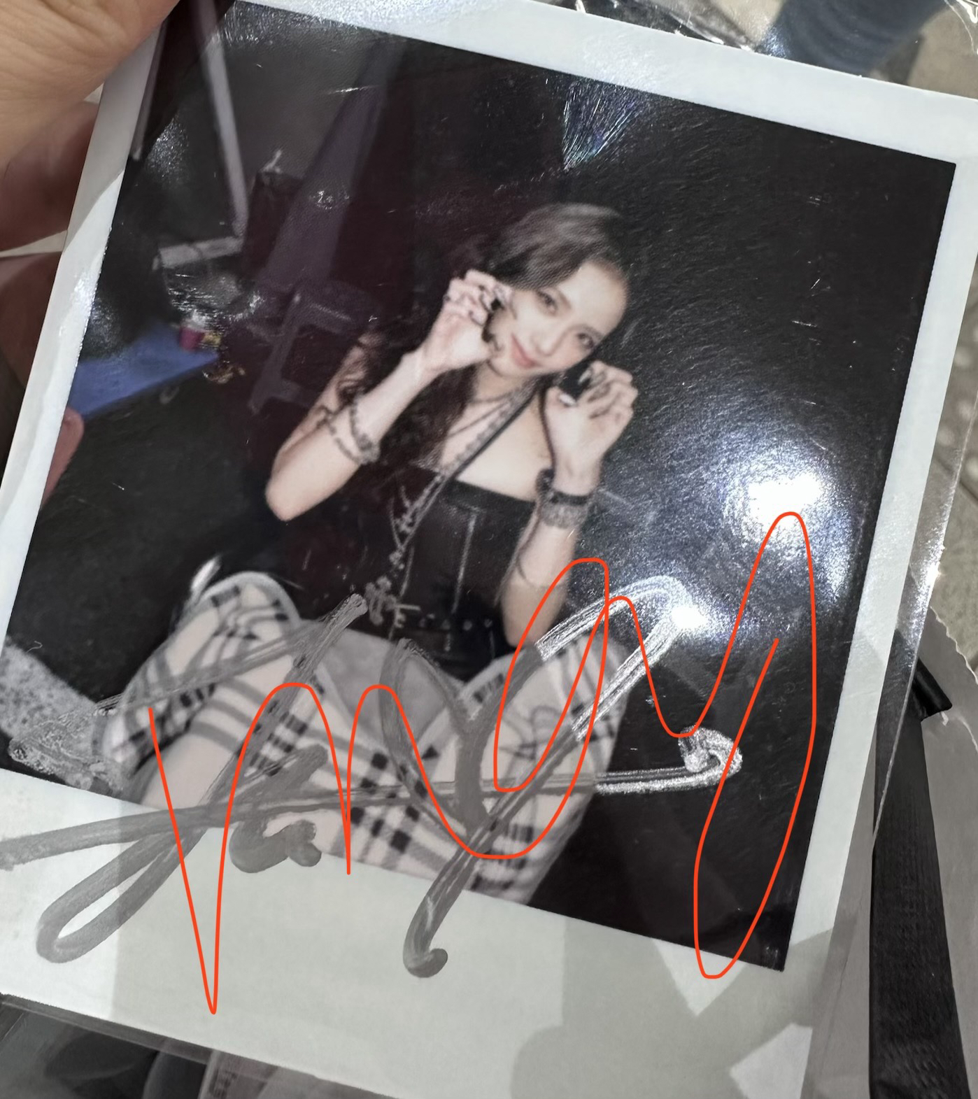 BLACKPINK JISOO 台北快閃 親簽拍立得