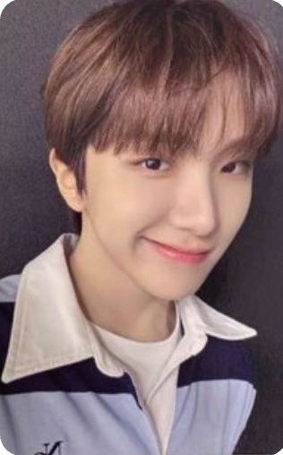 愛豆驛站6 卡背打在下面