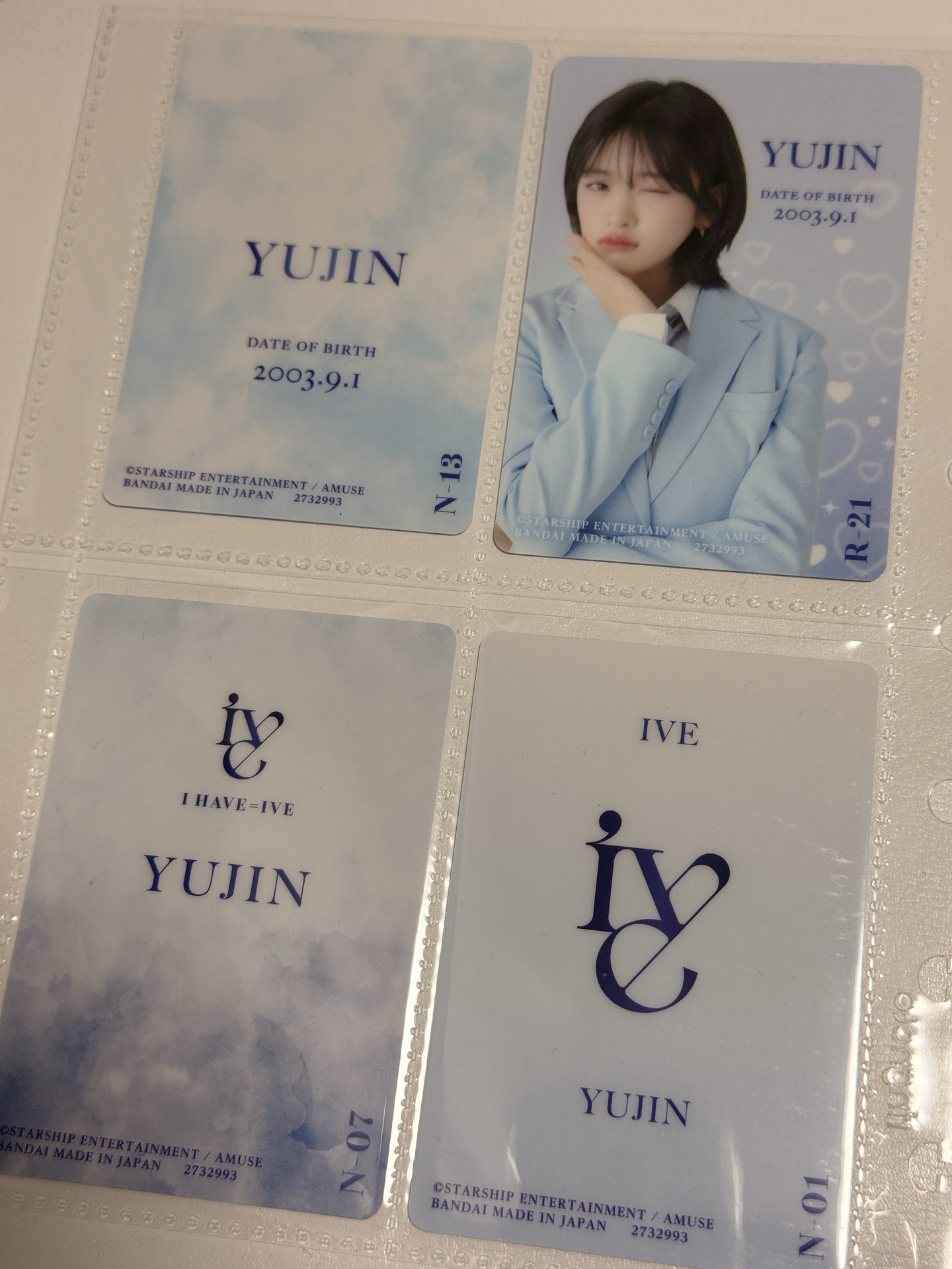 萬代-安俞真餅乾卡一套