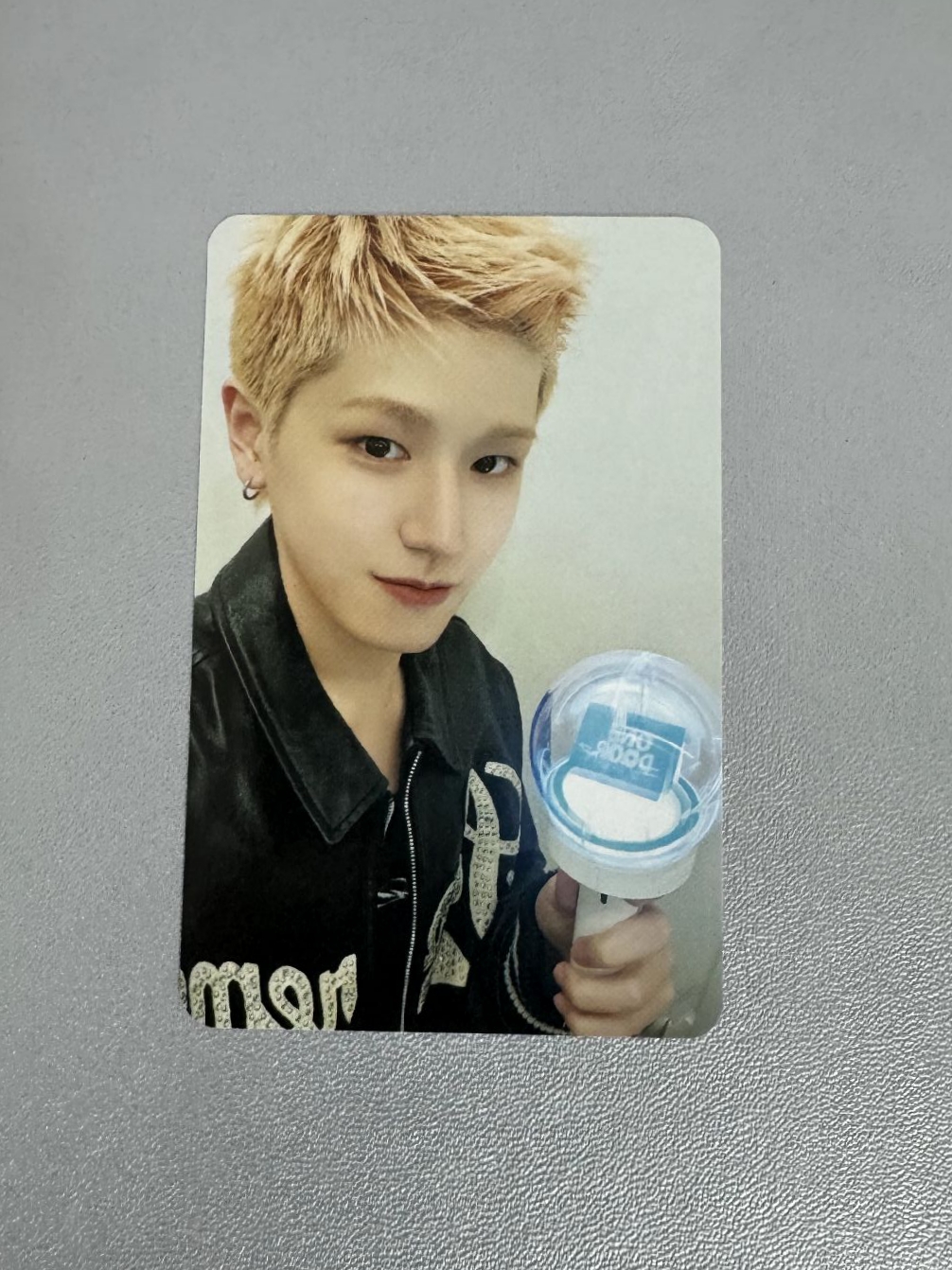 RIWOO、WOONHAK手燈卡