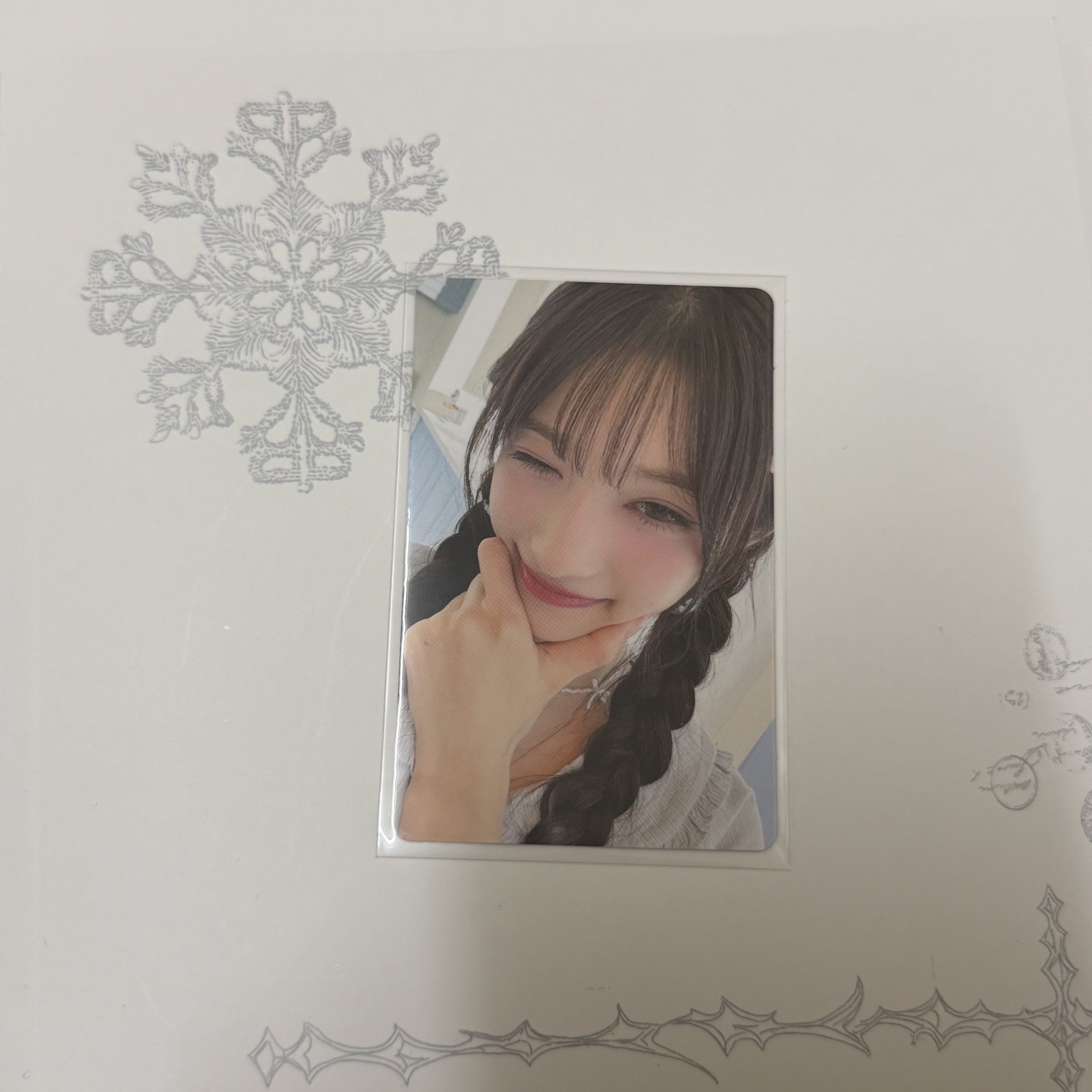 ALIVE 專輯卡 瑞