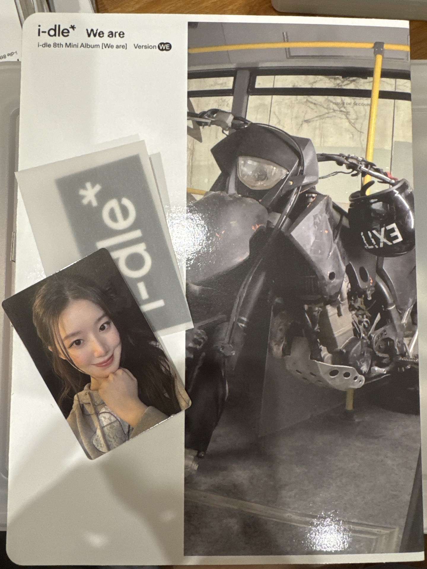 we are 已拆專輯 專卡舒華（機車封面）