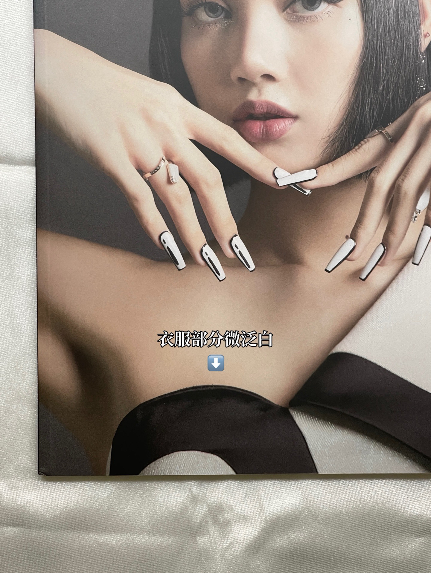 The Album 日專莎單封全專
