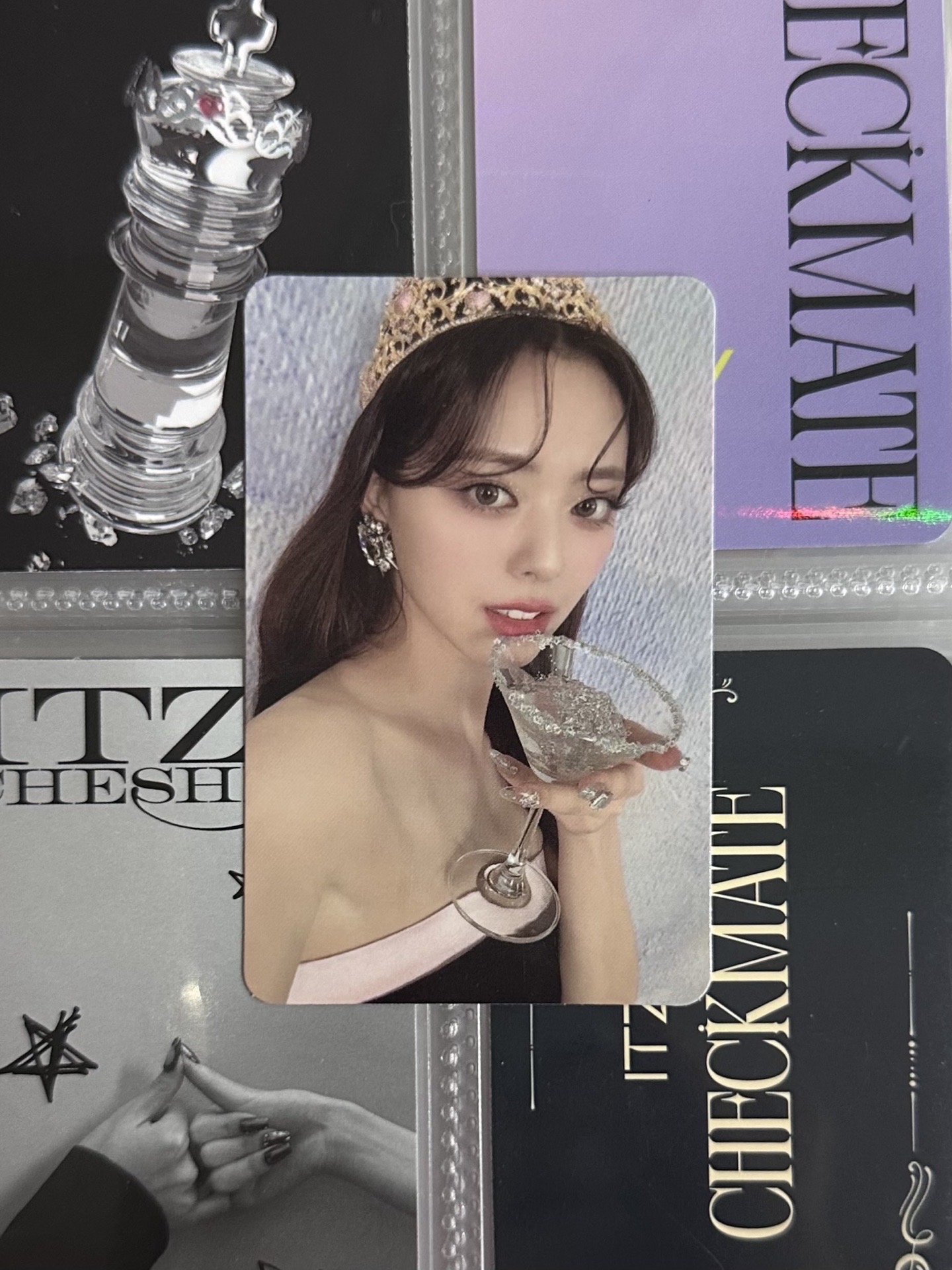 ITZY Yuna checkmate專卡