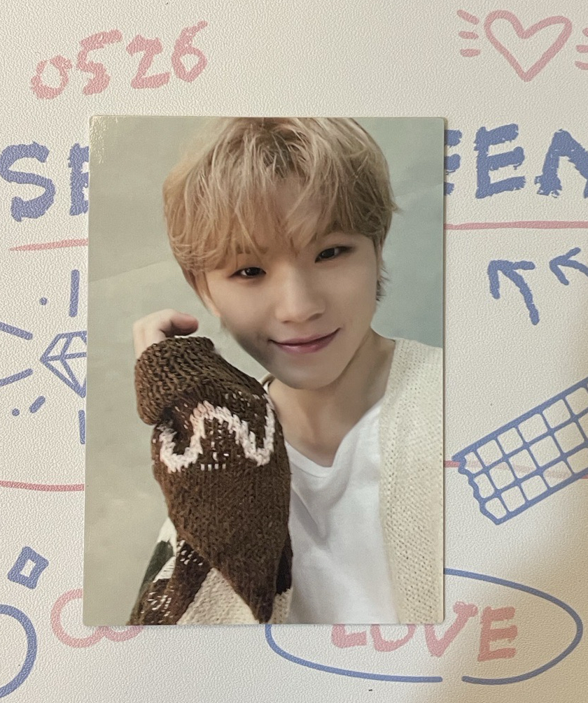 WOOZI power of love 日周 隨機卡