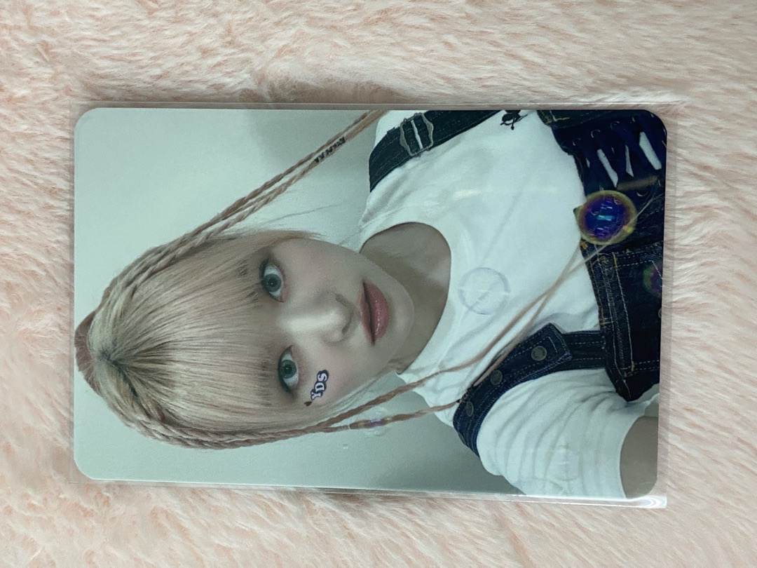 NMIXX LILY MS4.0特典卡