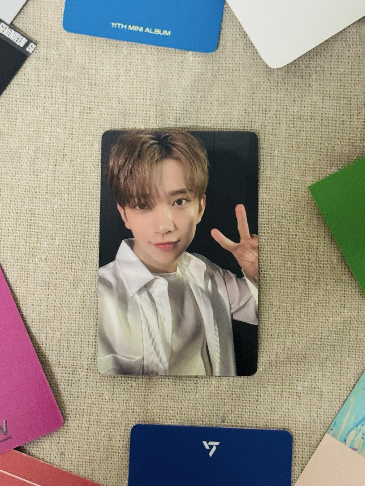 SEVENTEEN 知秀 Joshua YZY1.0特典卡 不需帶卡 降價