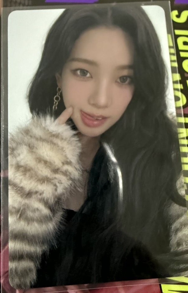 日巡滿額柚 戳臉柚