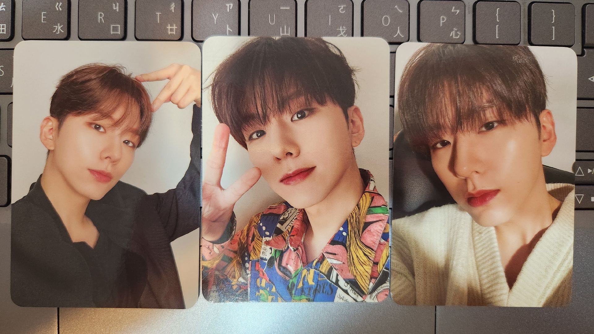 MONSTA X KIHYUN 柳基現 承載11月的瞬間 寫真集 小卡