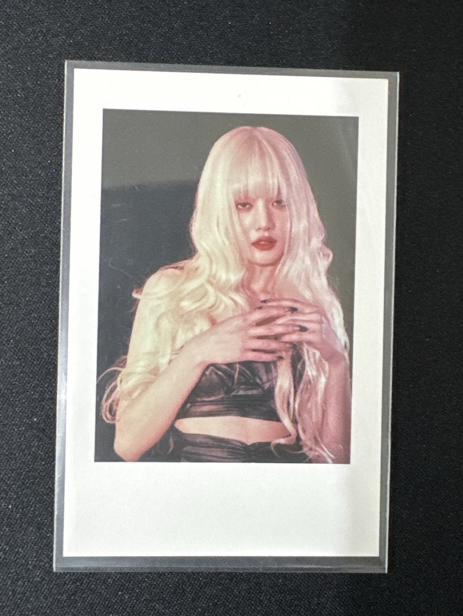 妮lo快閃店拍立得卡包卡