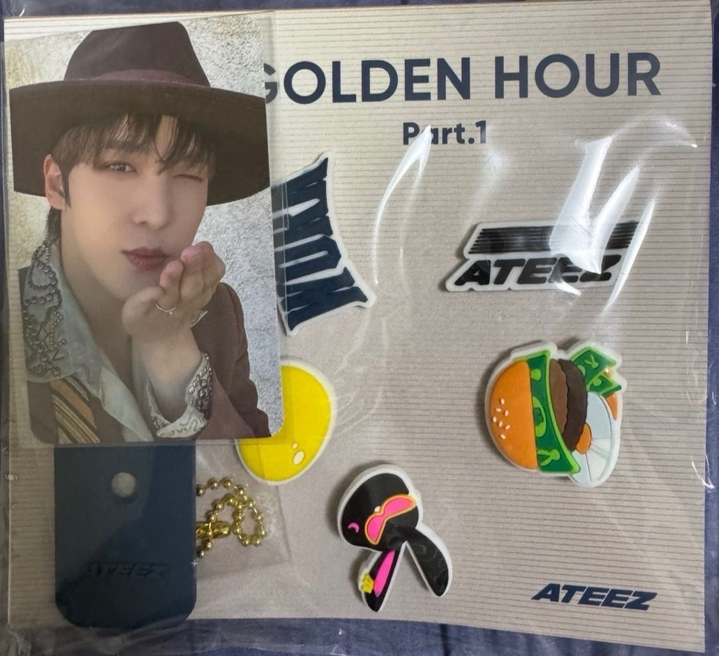 WORK 快閃店 鞋扣/矽膠鑰匙圈組+潤浩卡