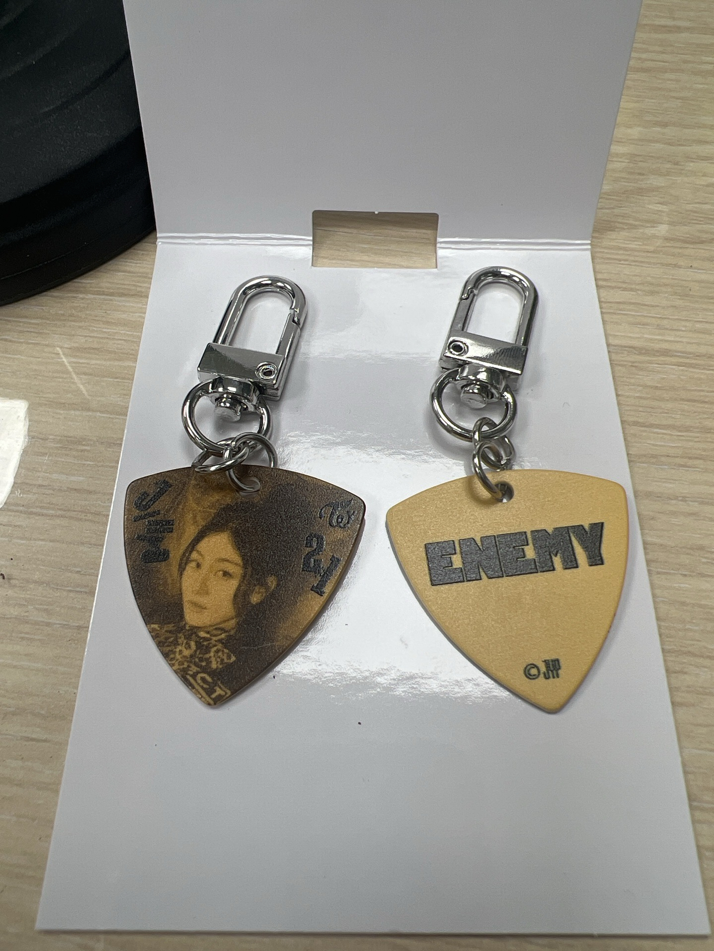 Twice 志效 pick holder 鑰匙圈吊飾