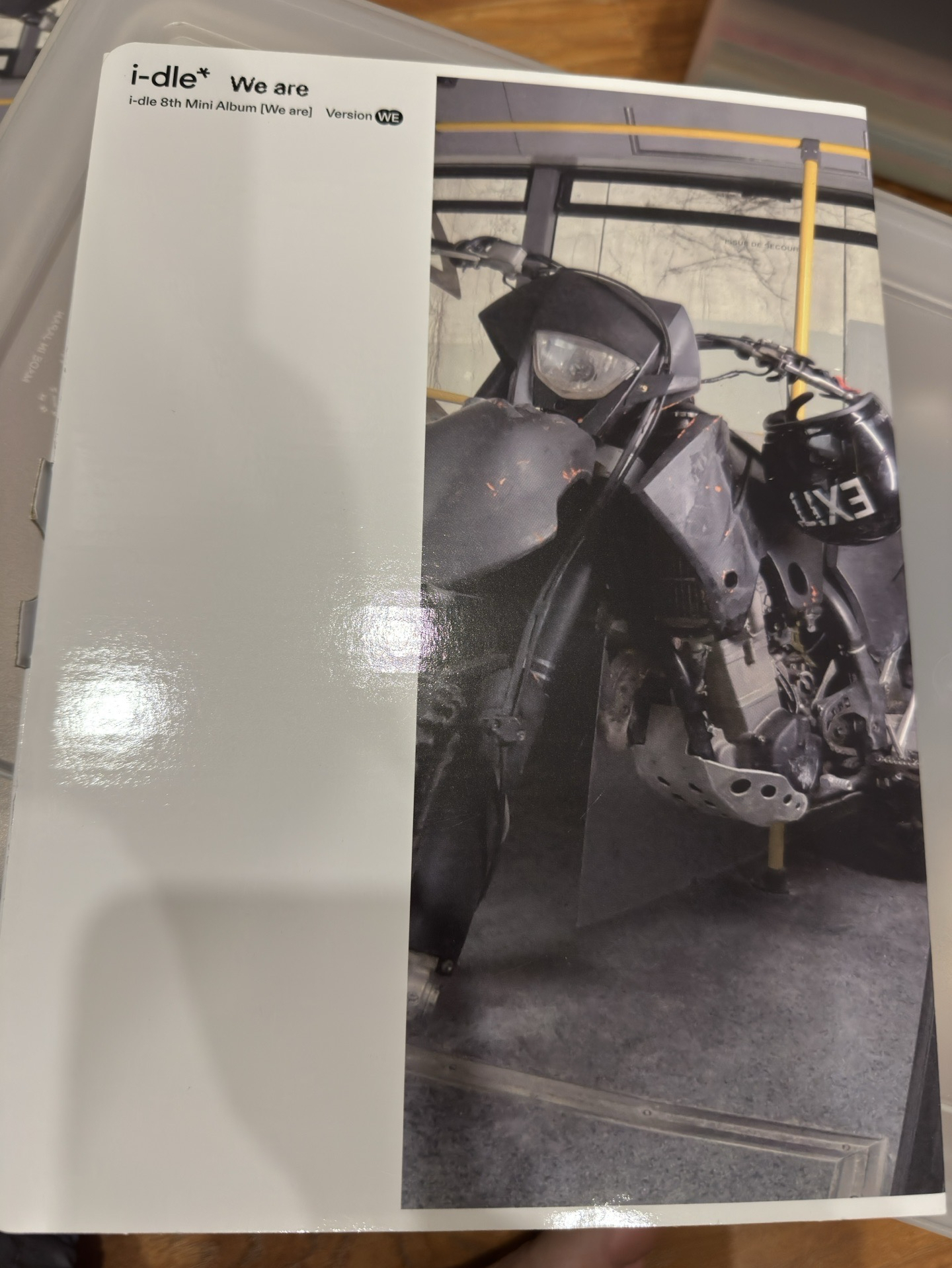 we are 空專（機車封面）