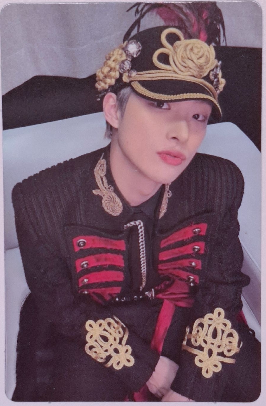 THE WORLD EP FIN 單封坐坐卡