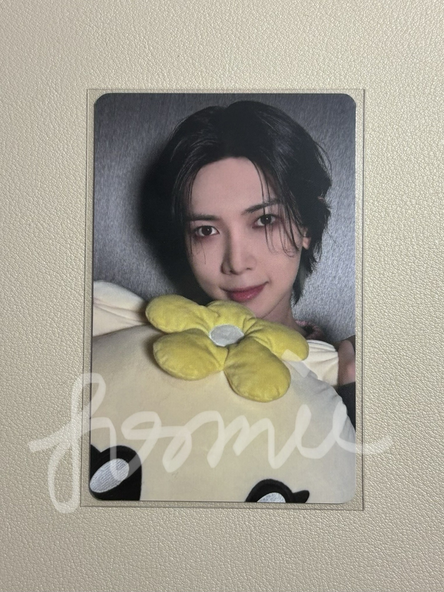 Mighteez大臉抱枕卡 尚