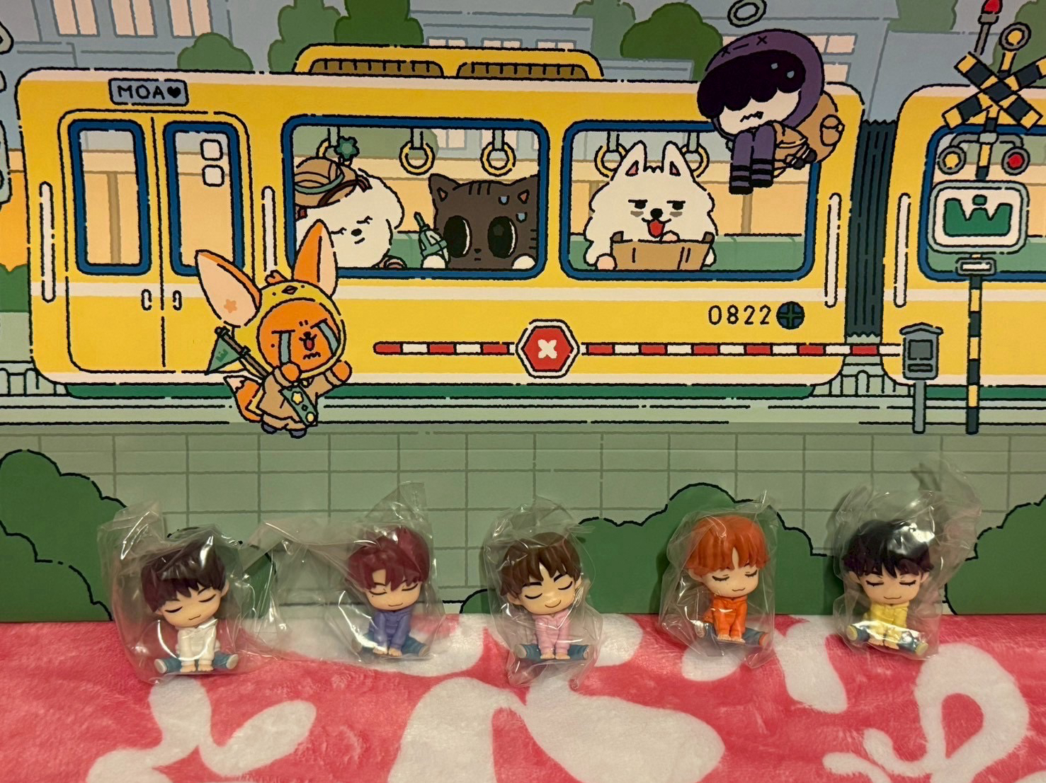 TOMORROW X TOGETHER CROWN Ver.日本扭蛋一組