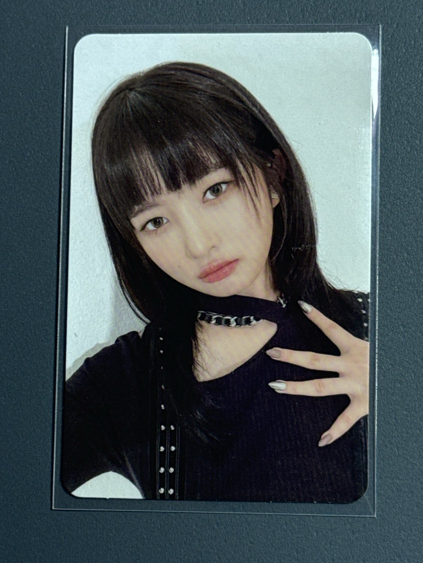 ELEVEN 專輯卡 黑版 REI