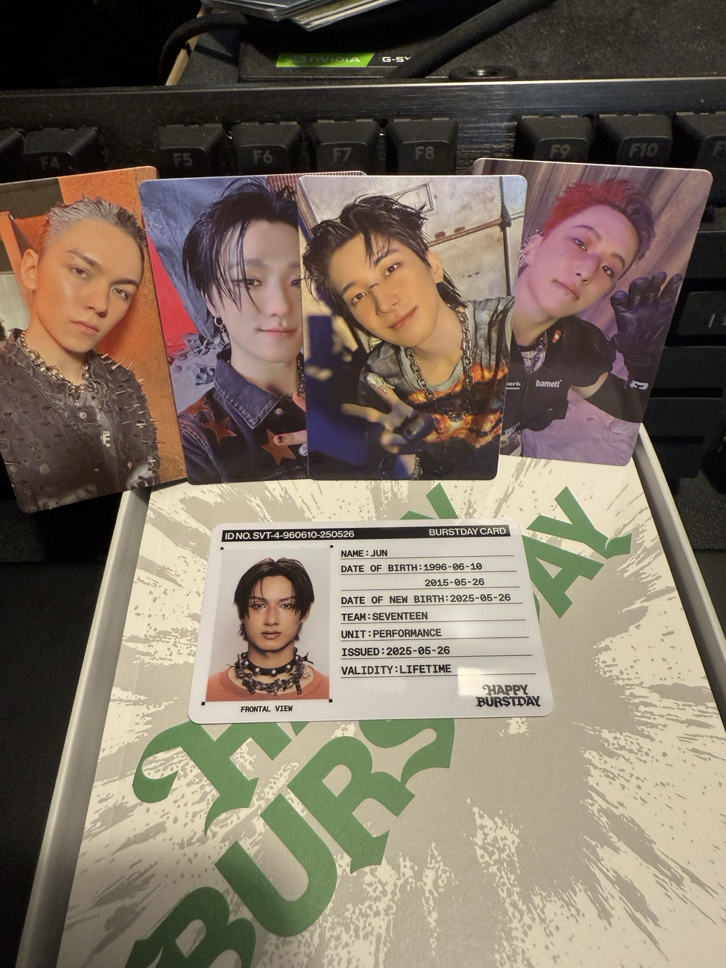 正5 NEW BURSTDAY Ver. 全專 圓 俊 榮 率 燦