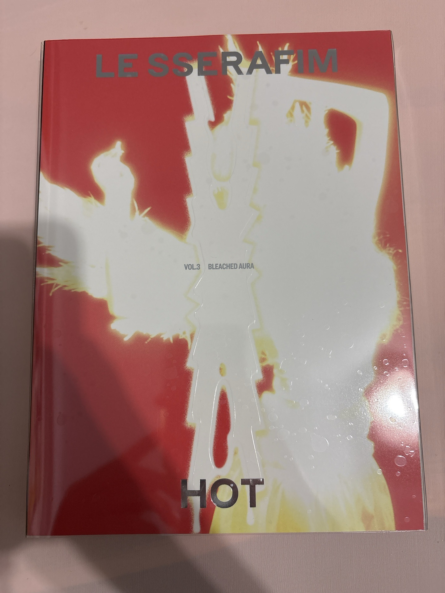 LE SSERAFIM HOT專輯