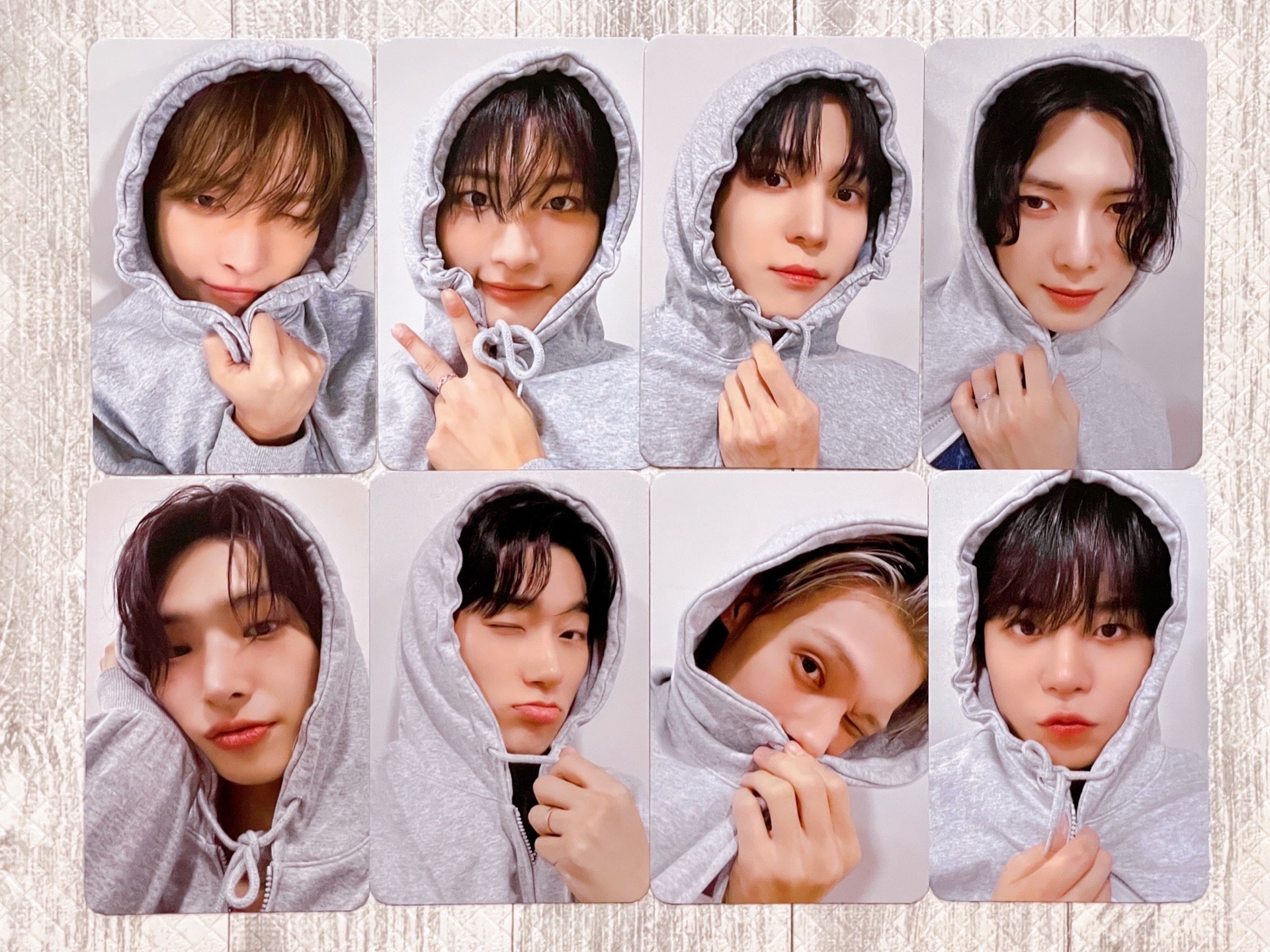 GOLDEN HOUR PT.3 MS簽售卡 軟糖、恐龍、帽踢