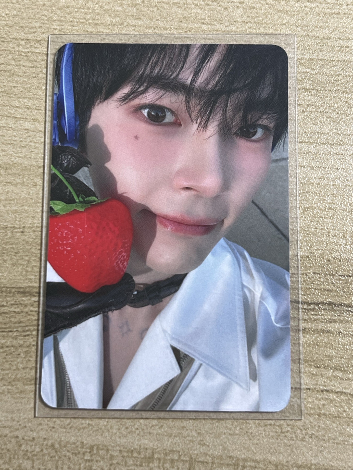 成韓彬 迷五草莓 綁圖三專卡