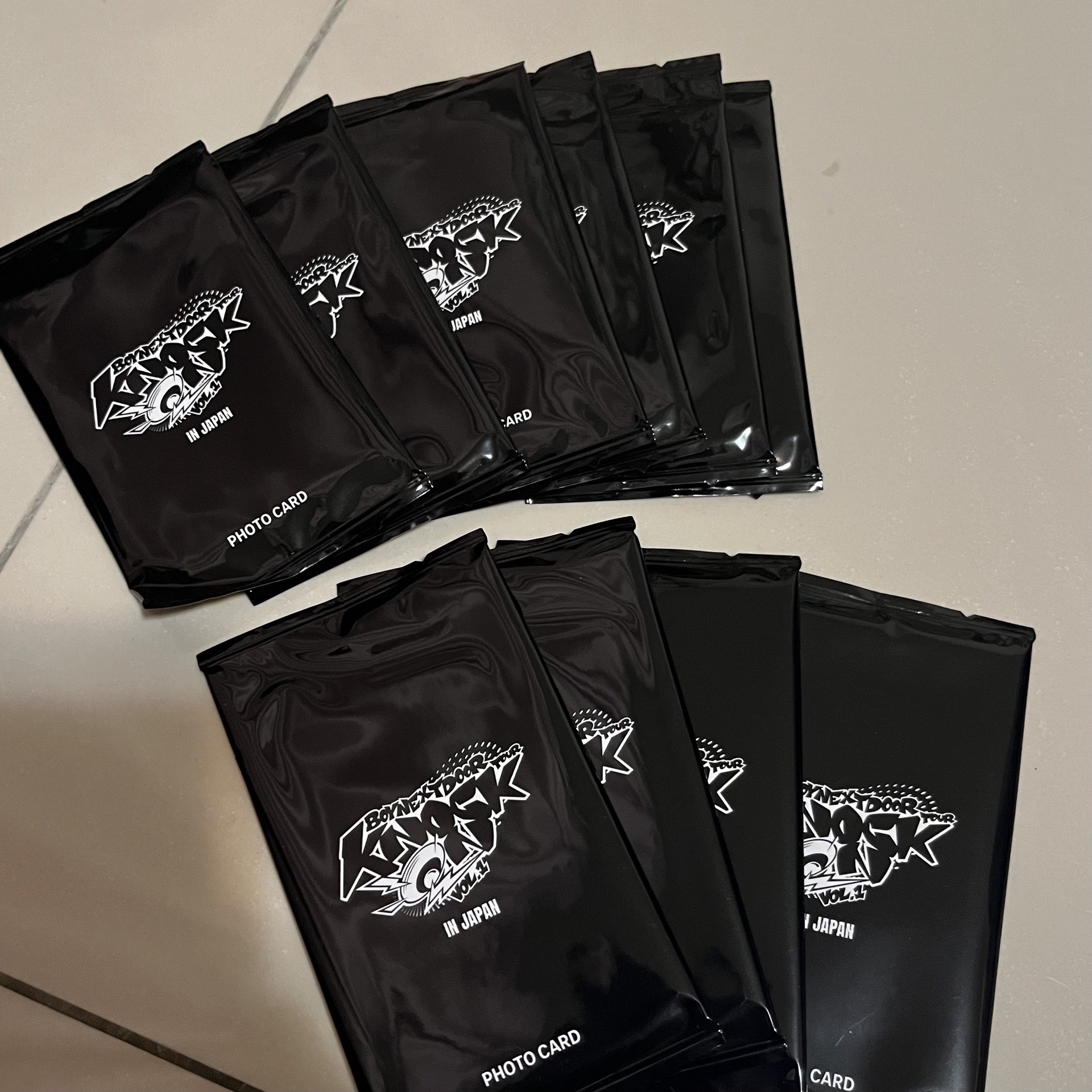 Knock On 日巡未拆隨機卡包