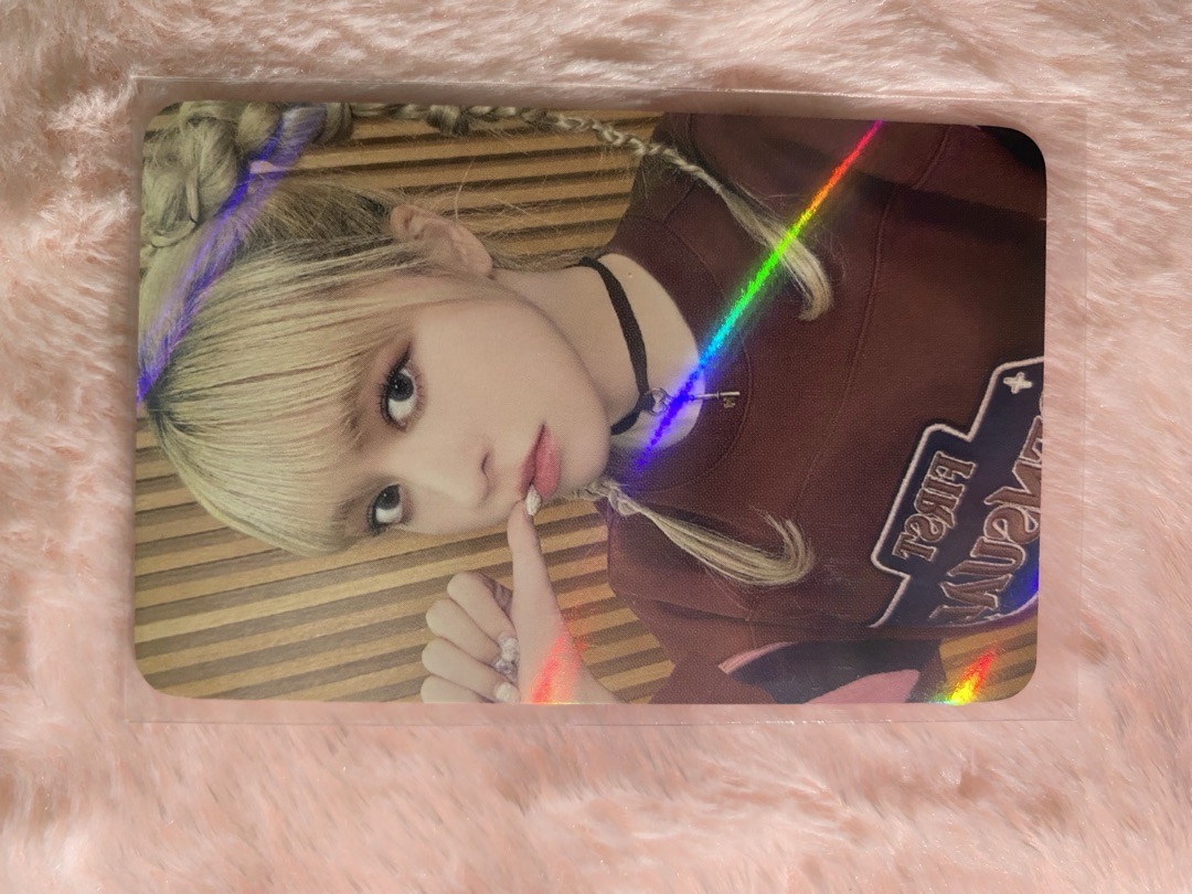 ❤️NMIXX LILY MS1.0線下閃卡