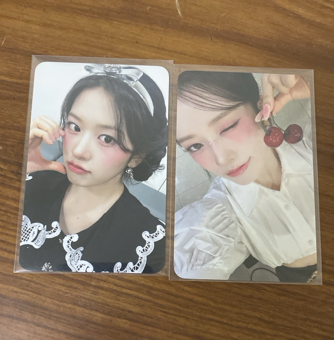 IVE Yujin 安俞真 wmld 兩張一組