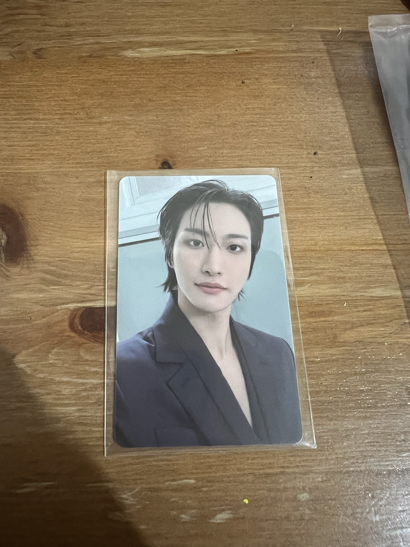 星化代言-john varvatos 香水小卡