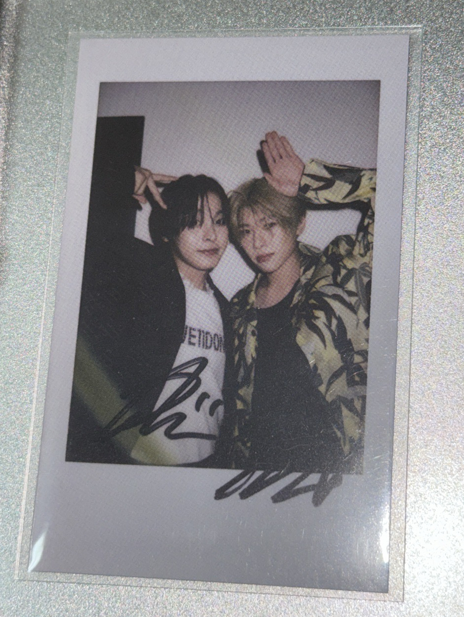 雜誌單卡是溫陸