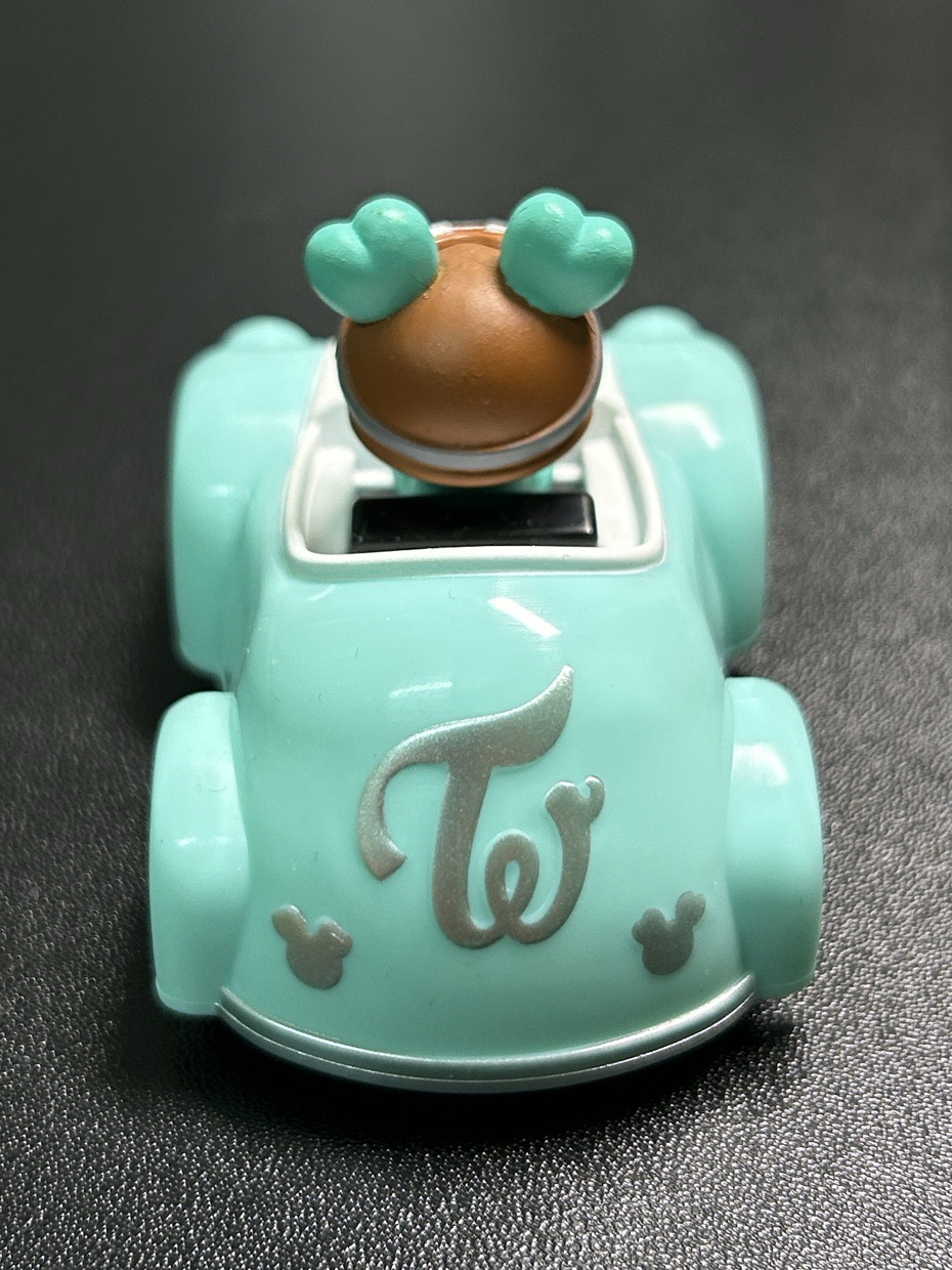 MINA 萬代聯名扭蛋回力車