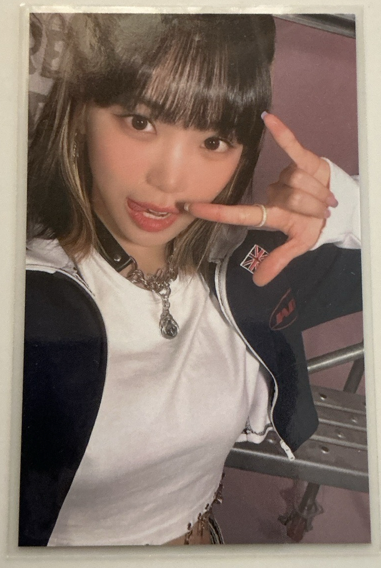 IZ*ONE Fearnada 2023 FM 週邊卡 Chaewon 采源