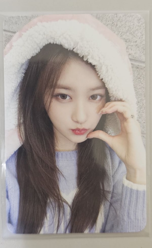 IVE Leeseo 兔毯