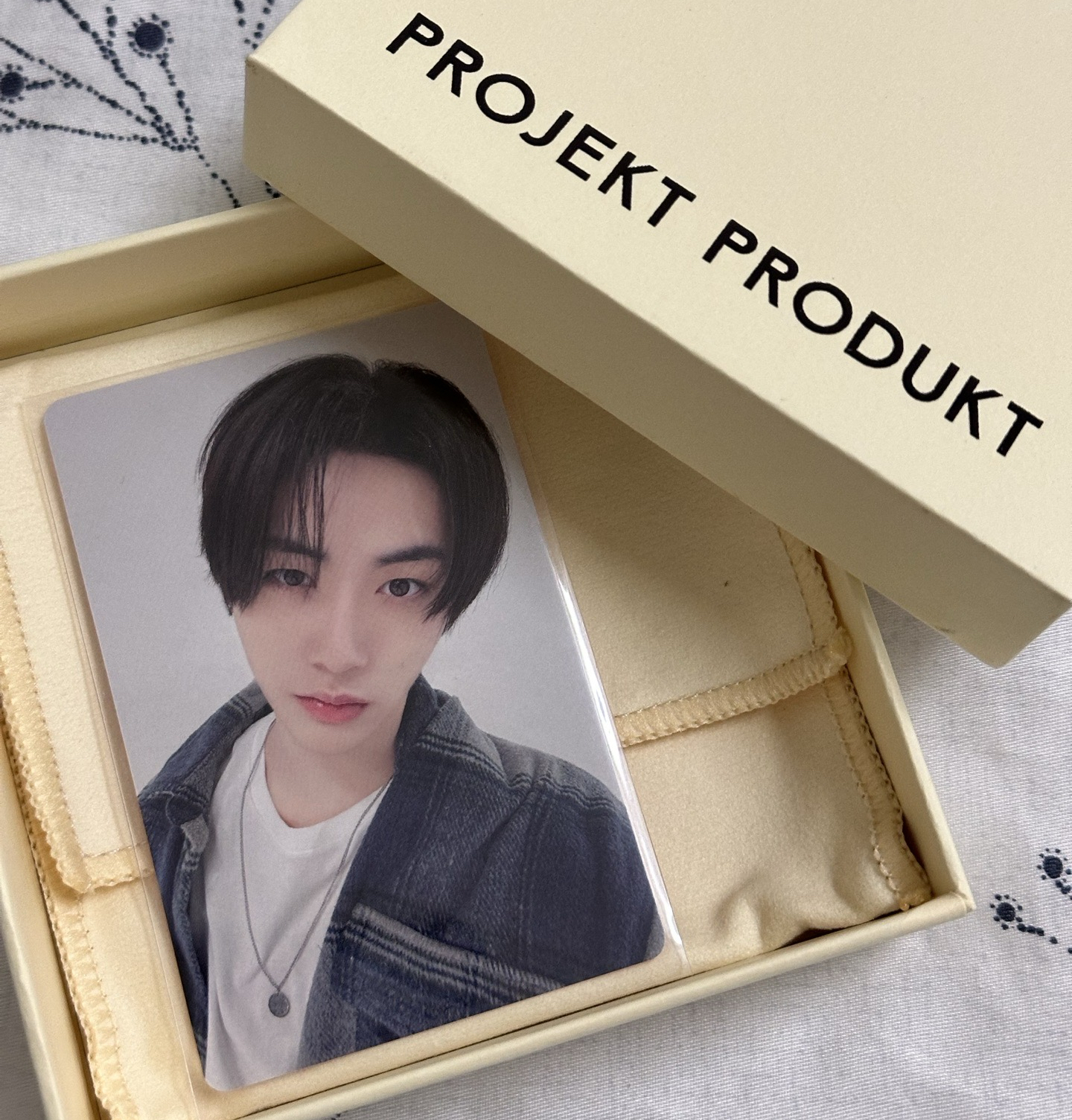 HOW？ yzy 簽售卡 北京線下簽售 滿勤4