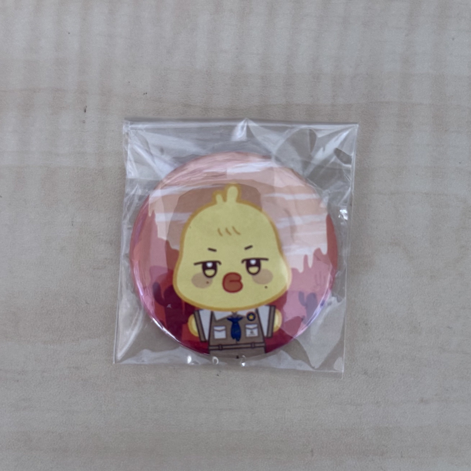 aniteez in treasure 快閃店 徽章 蹦旼