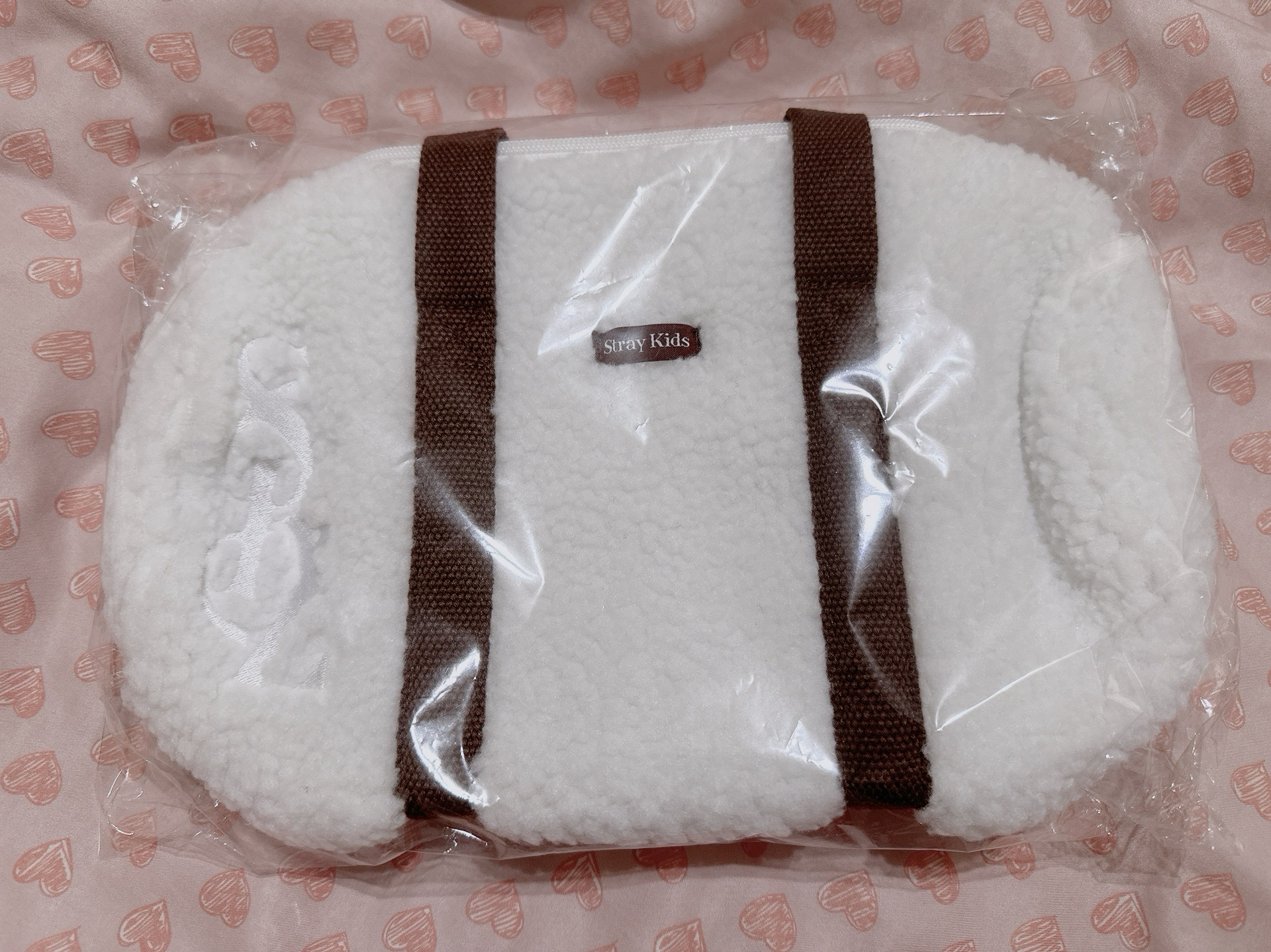 聖誕快閃 絨毛包☃️（價錢含綁）