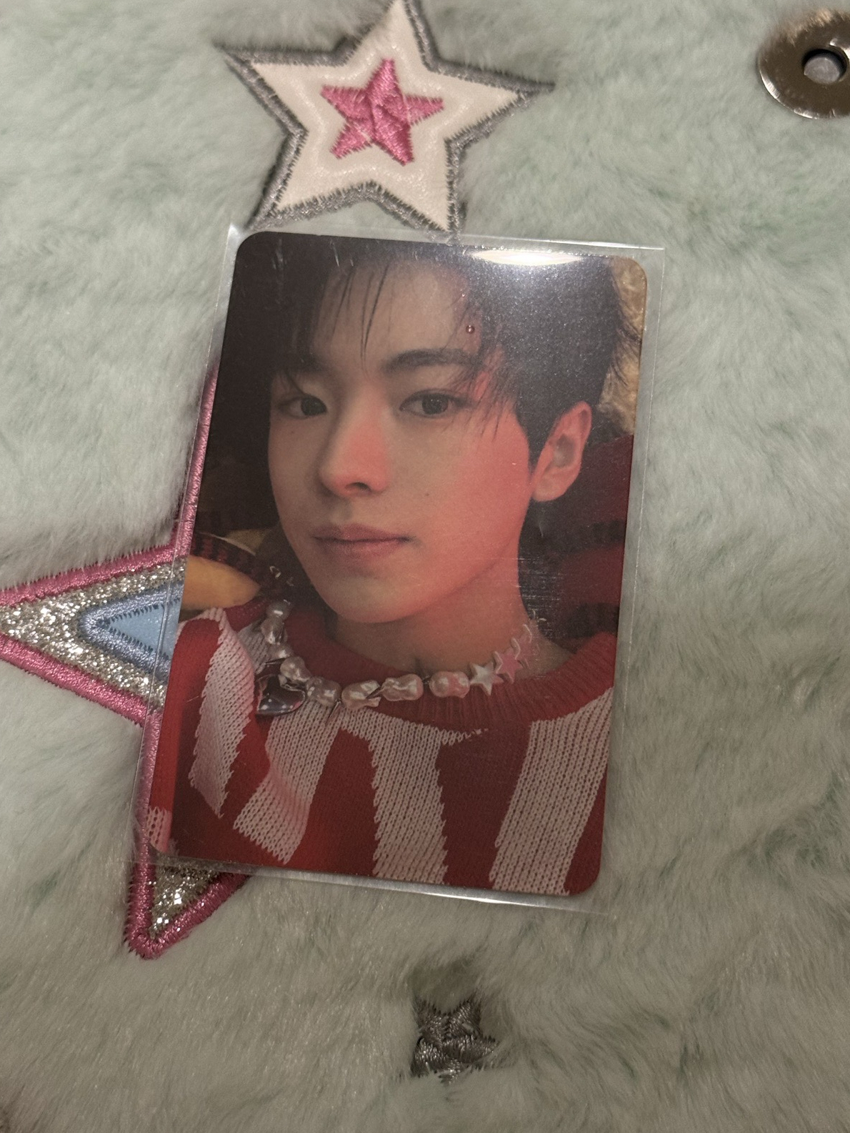 咪躺著拍也好看