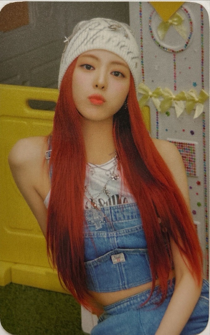 ITZY X TWINZY POP STORE FM隨機卡 YUNA