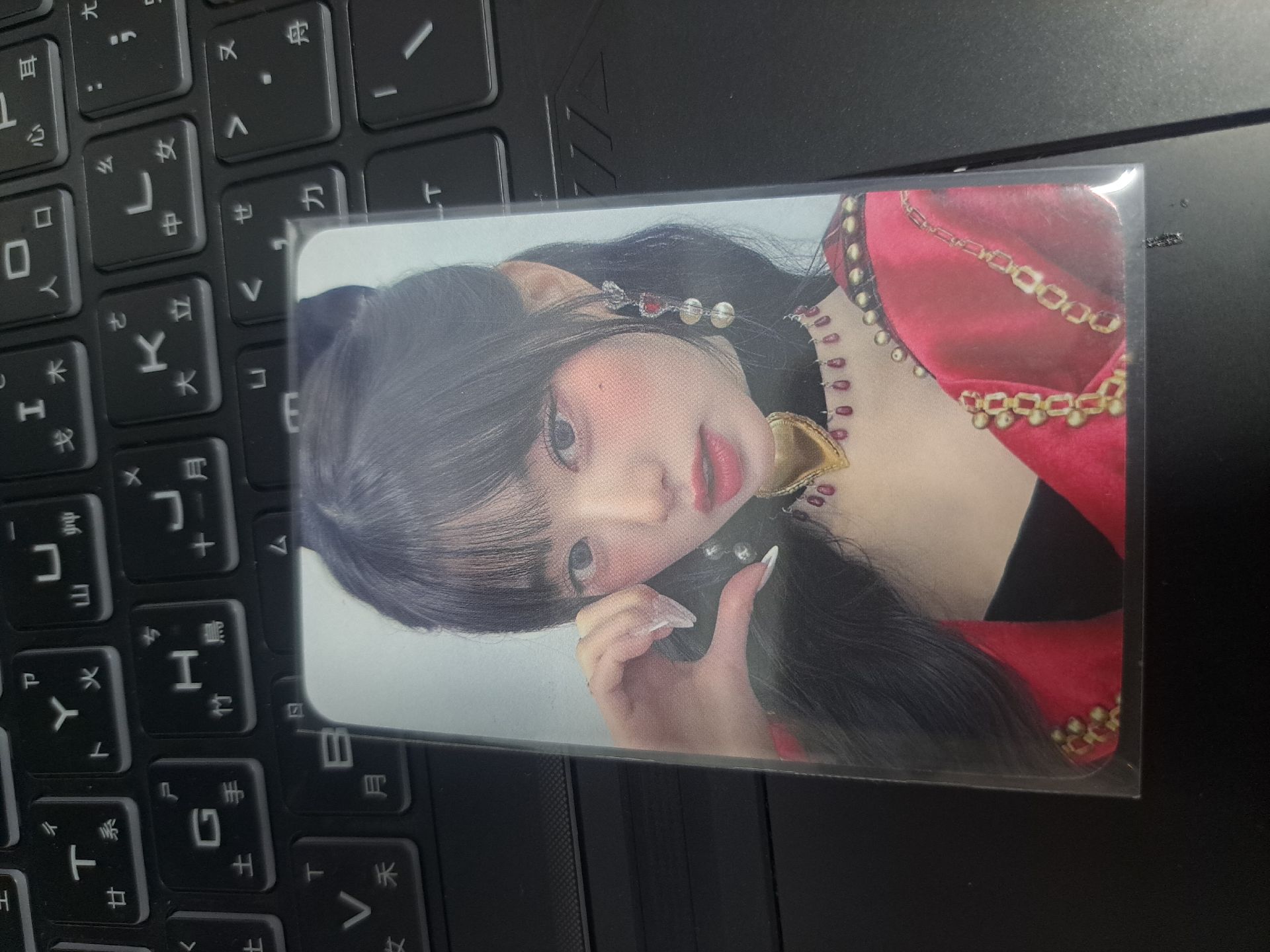 ive 泰簽冷色調圓