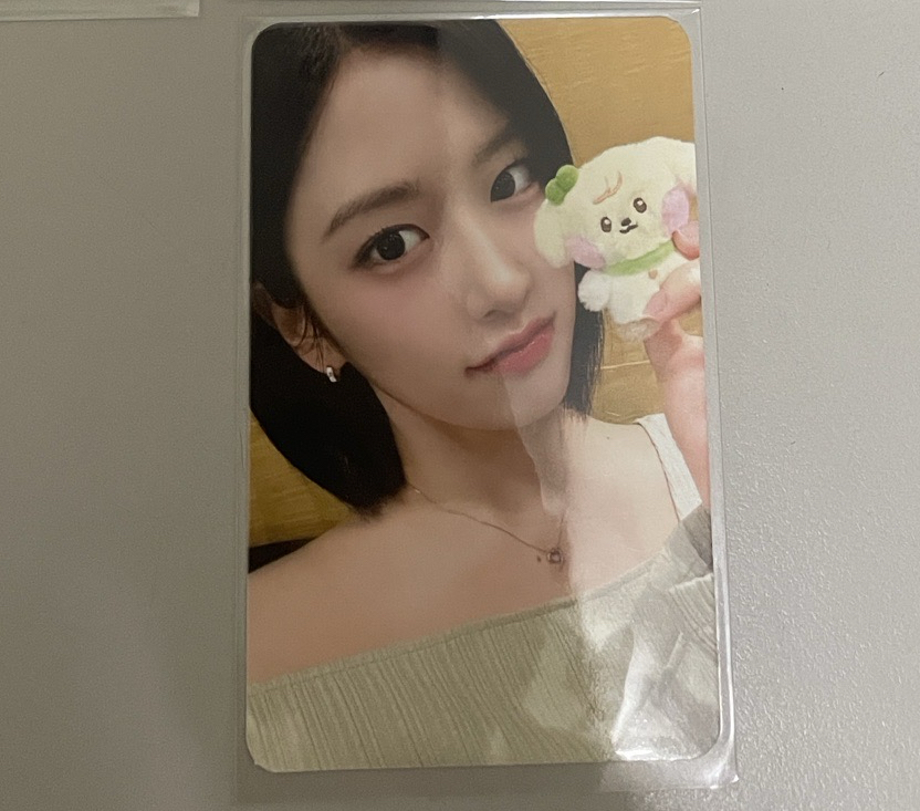 IVE SWITCH Minive Line Friends 快閃店滿額卡 安俞真