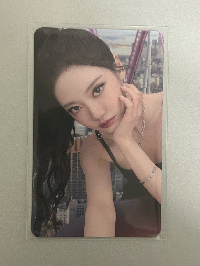 Maybelline 代言卡寧