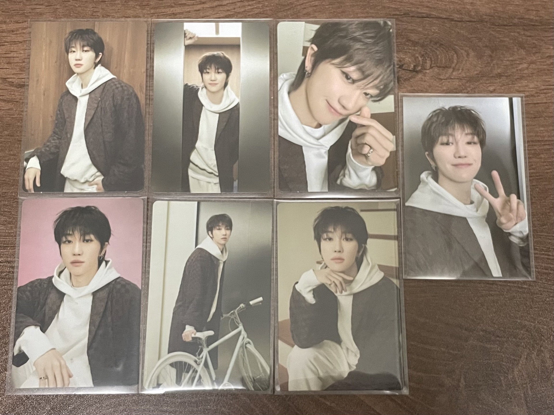 24克拉島卡包卡 八一鍵畢業+襯衫卡