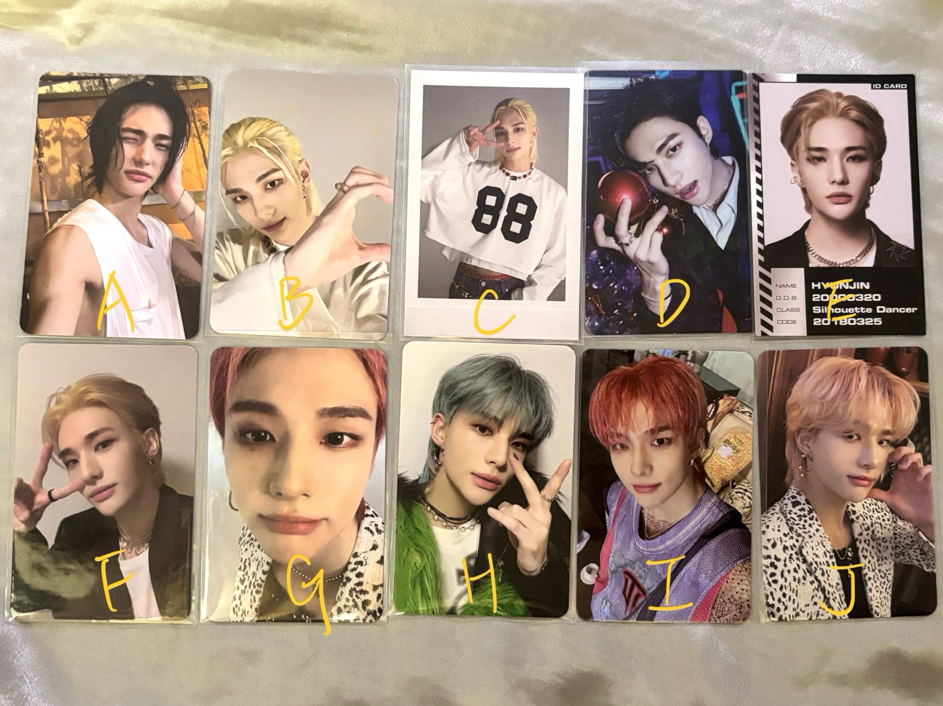 黃鉉辰 Hyunjin 專輯卡 限量版普版信封版