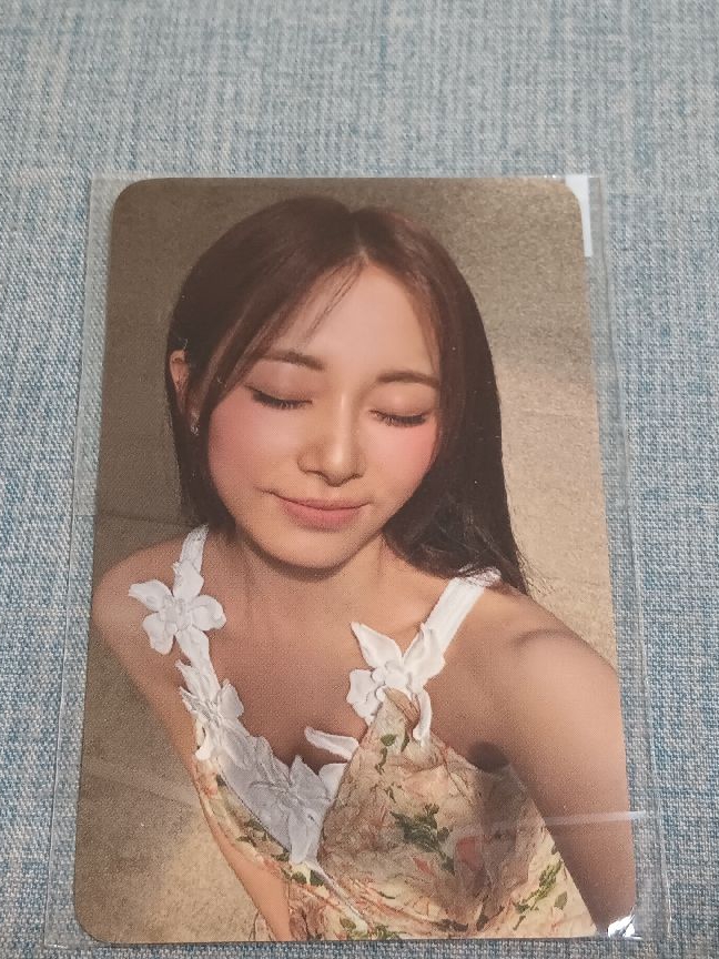 aboutTzu  jyp 特典卡 