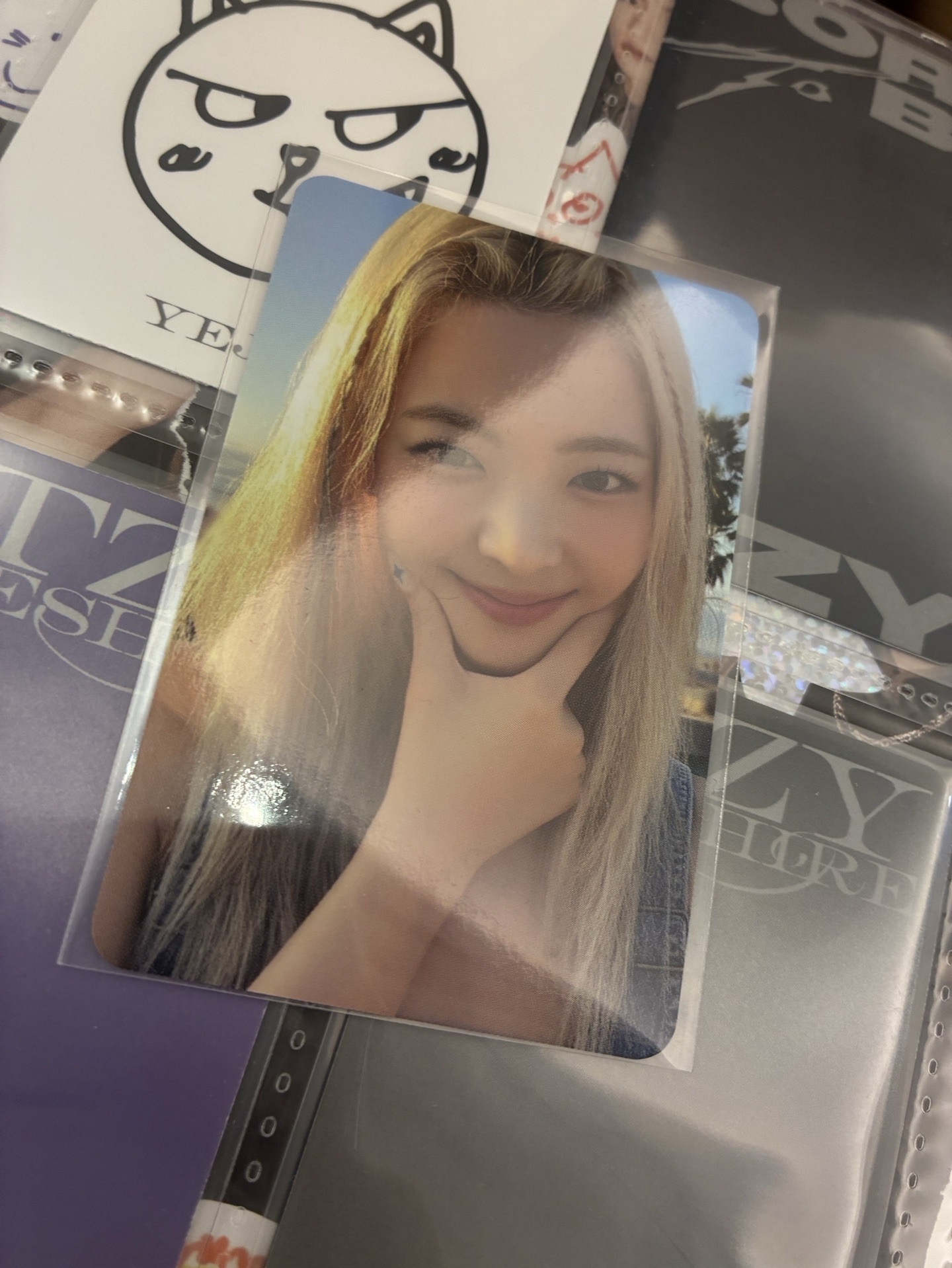 Lia 24年曆卡 捏臉粒