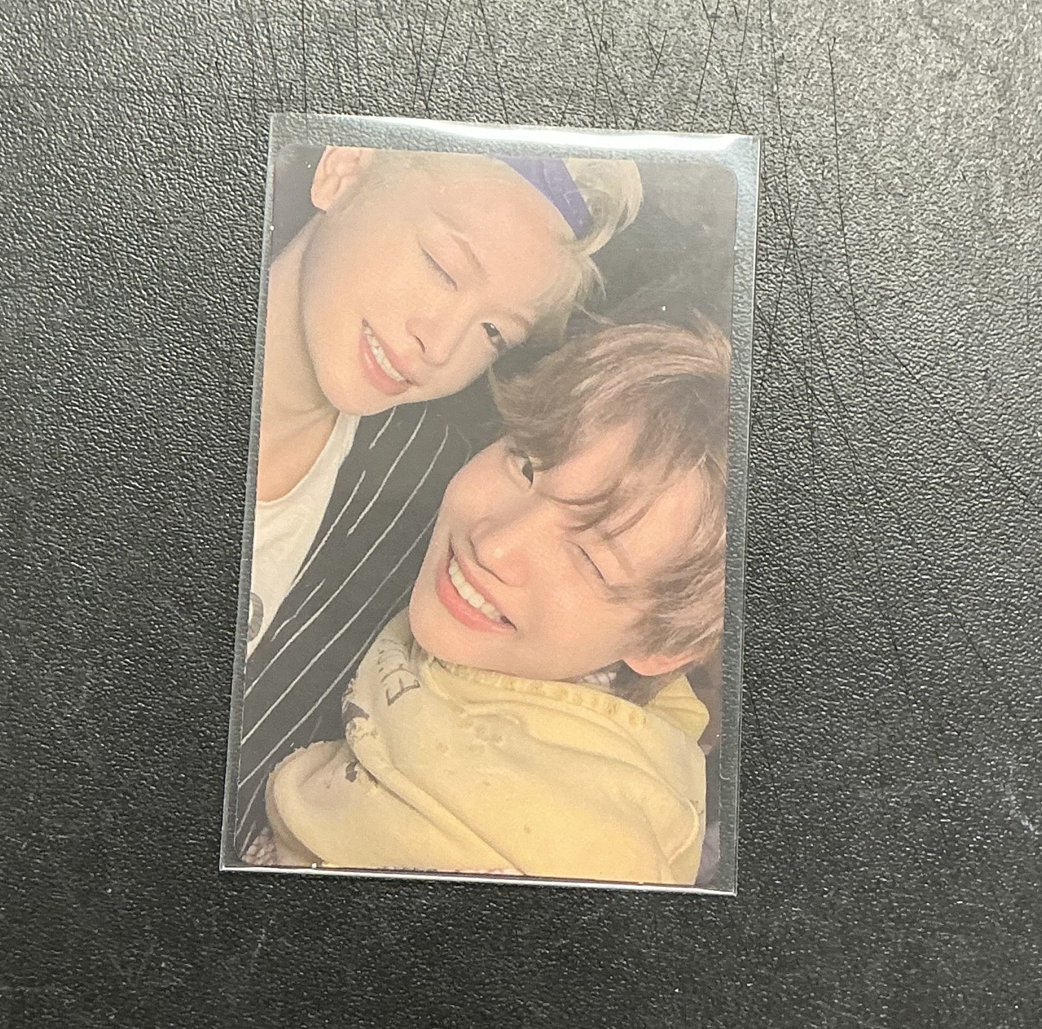 Close your eyes | 雙人卡專卡