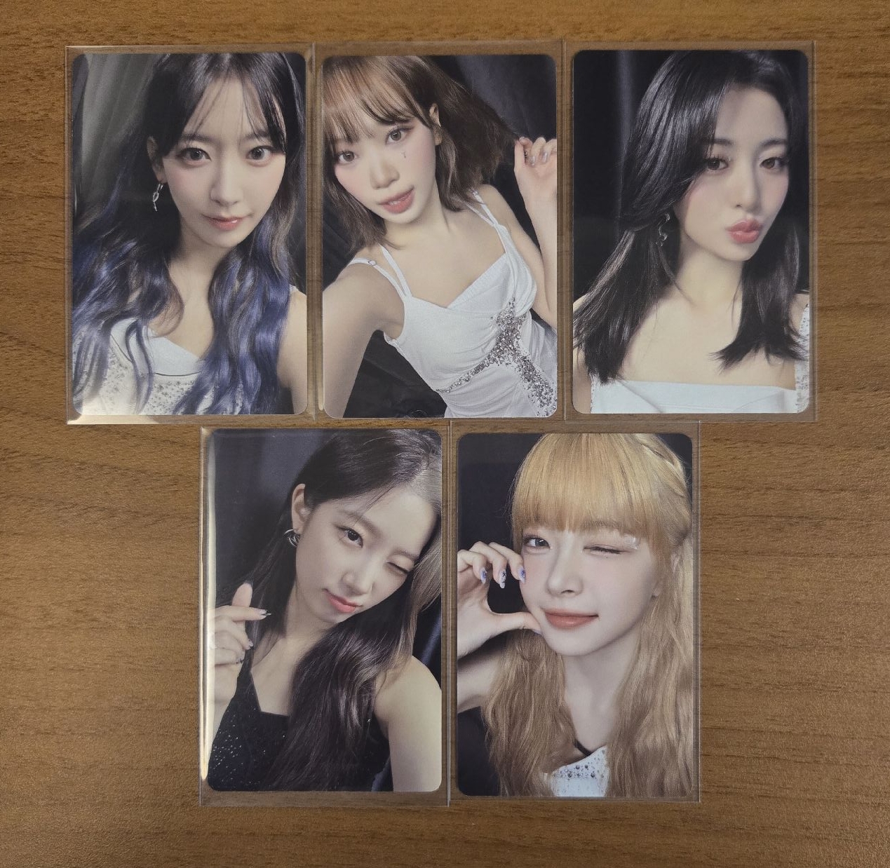 亞巡演唱會DVD 配置小卡一套