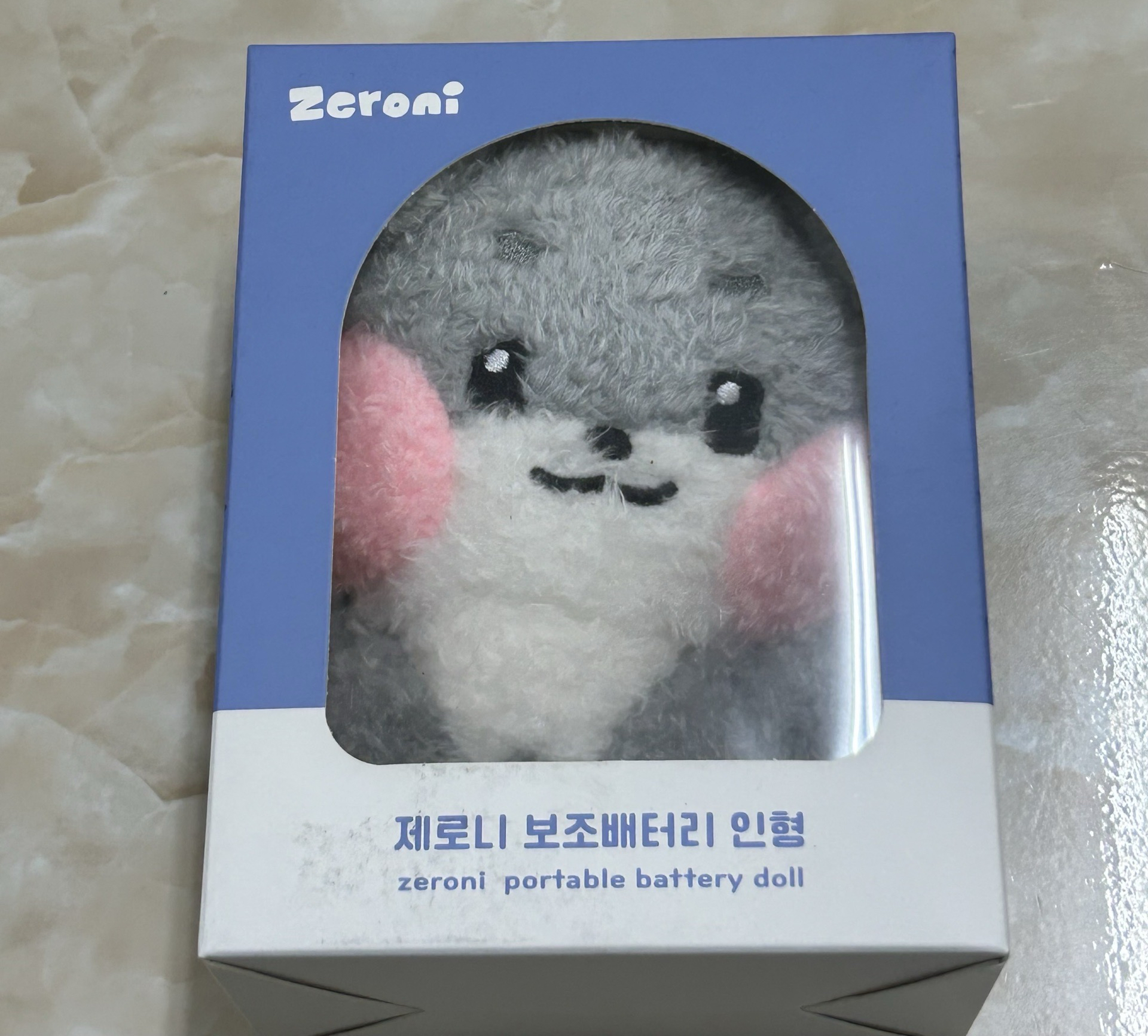 ZERONI娃娃行動電源