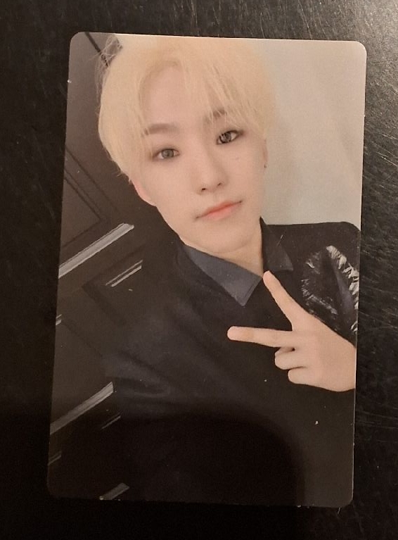 榮 正三專卡 有壓痕廠損（未過臉）